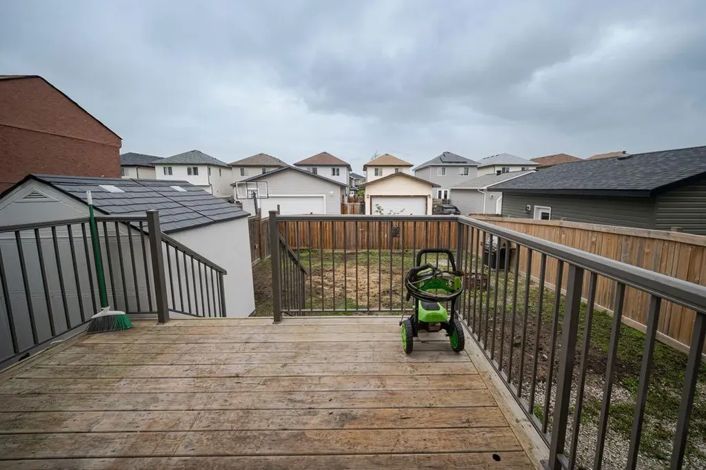 153 Walnut Crescent Fort Mcmurray AB T9K 0N6