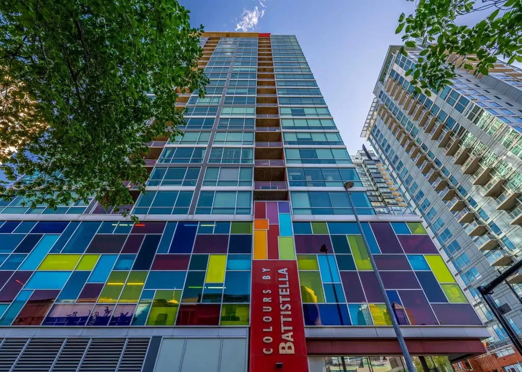 135 13 Avenue SW Calgary AB T2R 0W8