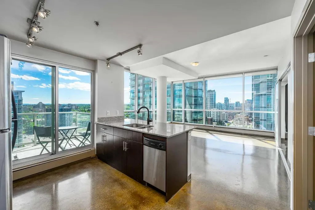 135 13 Avenue SW Calgary AB T2R 0W8