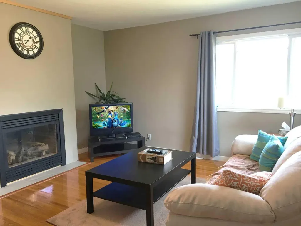 111 42 Avenue NE Calgary AB T2E 2N5