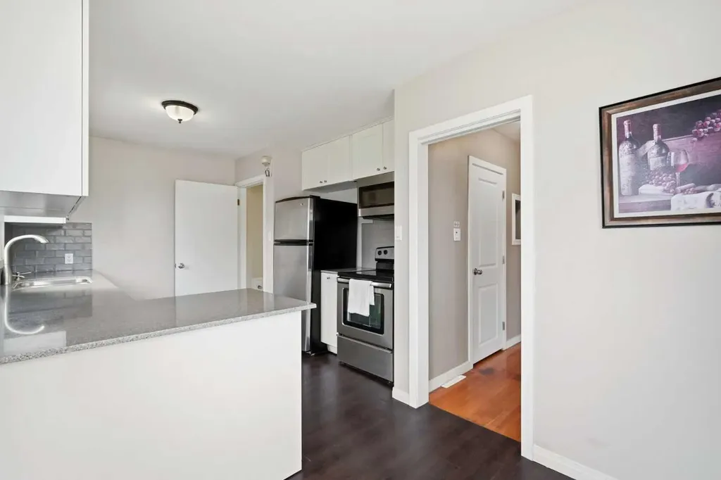 111 42 Avenue NE Calgary AB T2E 2N5