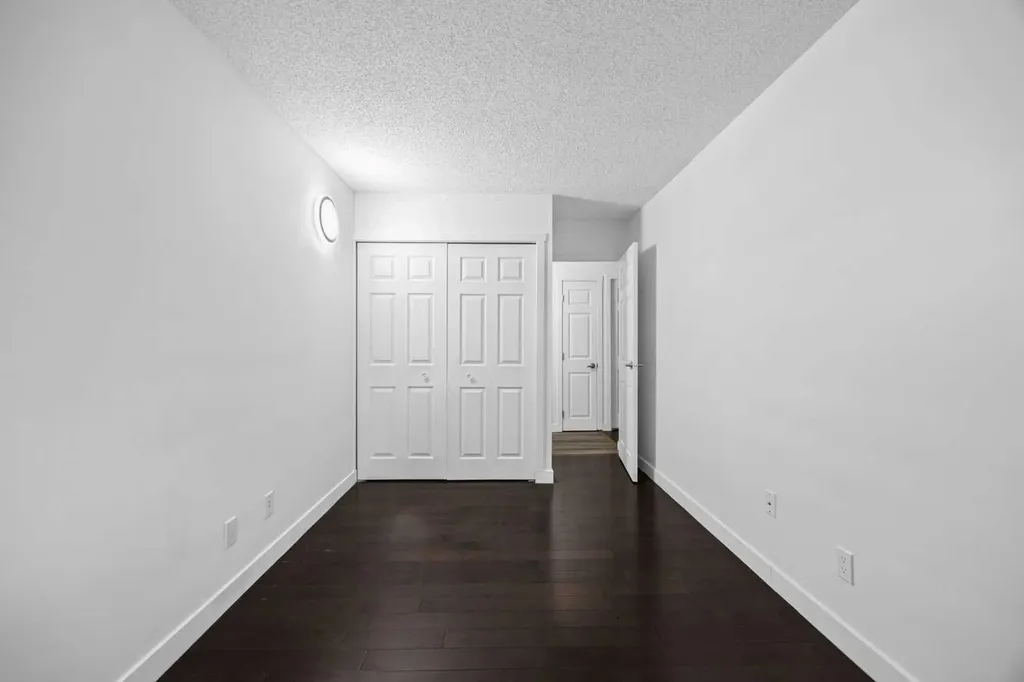 1540 29 Street NW Calgary AB T2N4M1