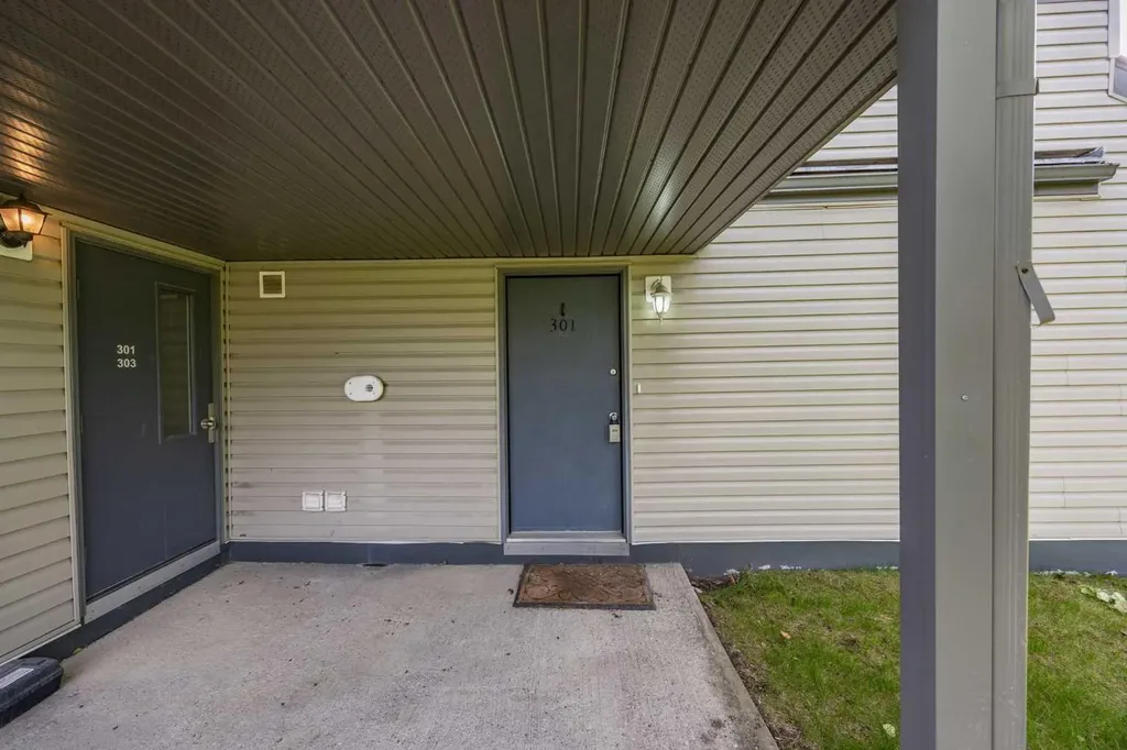 1540 29 Street NW Calgary AB T2N4M1