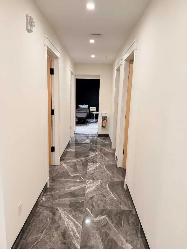 14 Avenue Avenue SE Calgary AB T2G 1C7