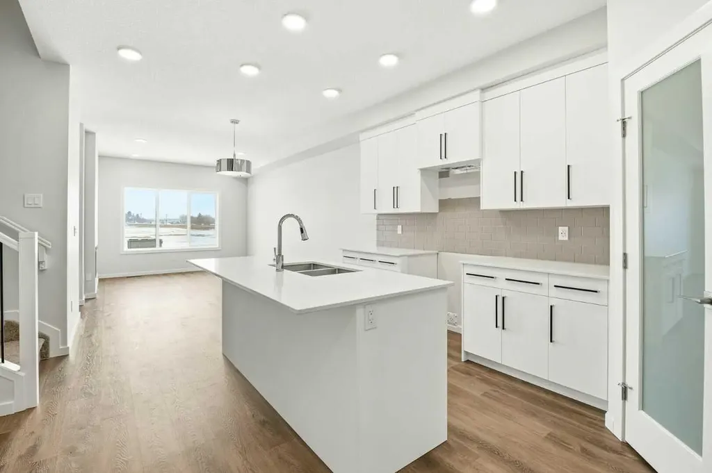 159 Lincoln Crescent Rural Red Deer County AB T4E 3C5
