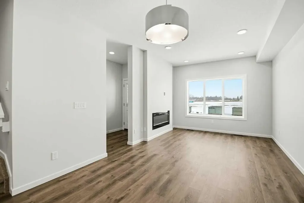 159 Lincoln Crescent Rural Red Deer County AB T4E 3C5