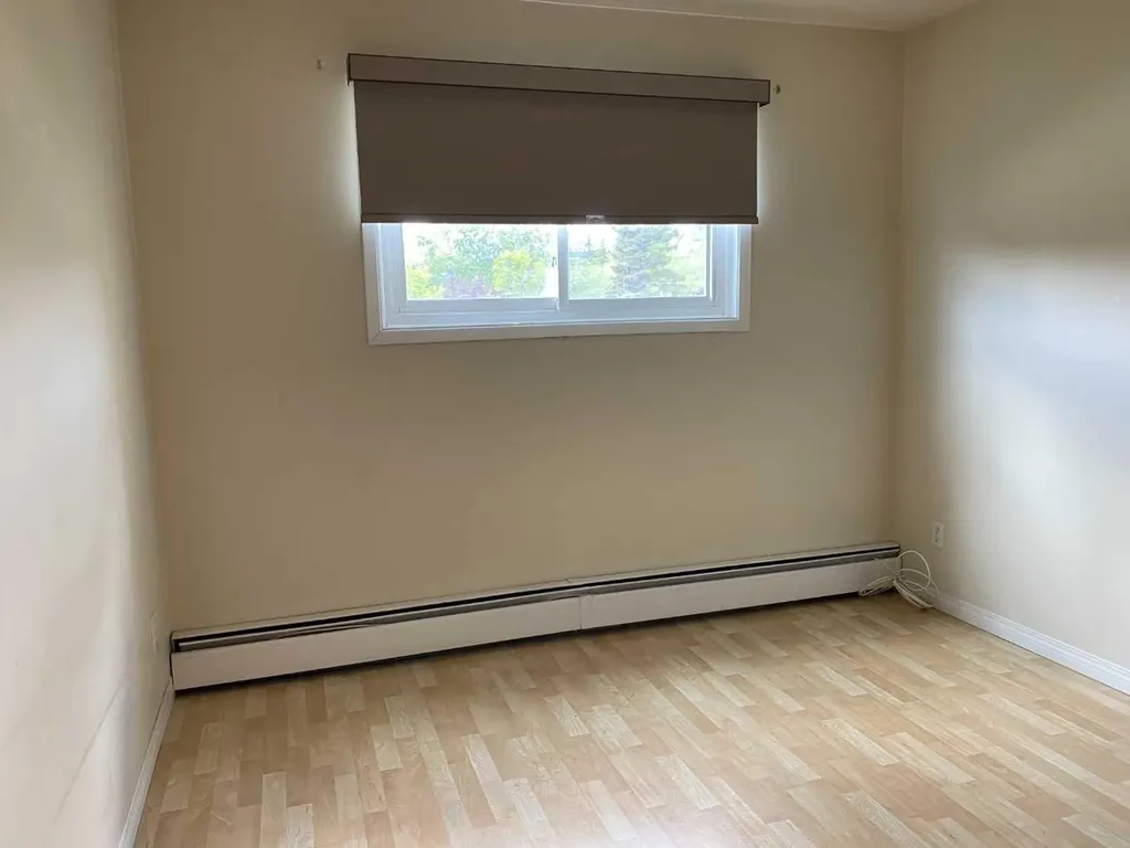 8601 22 Avenue Coleman AB T0K 0M0