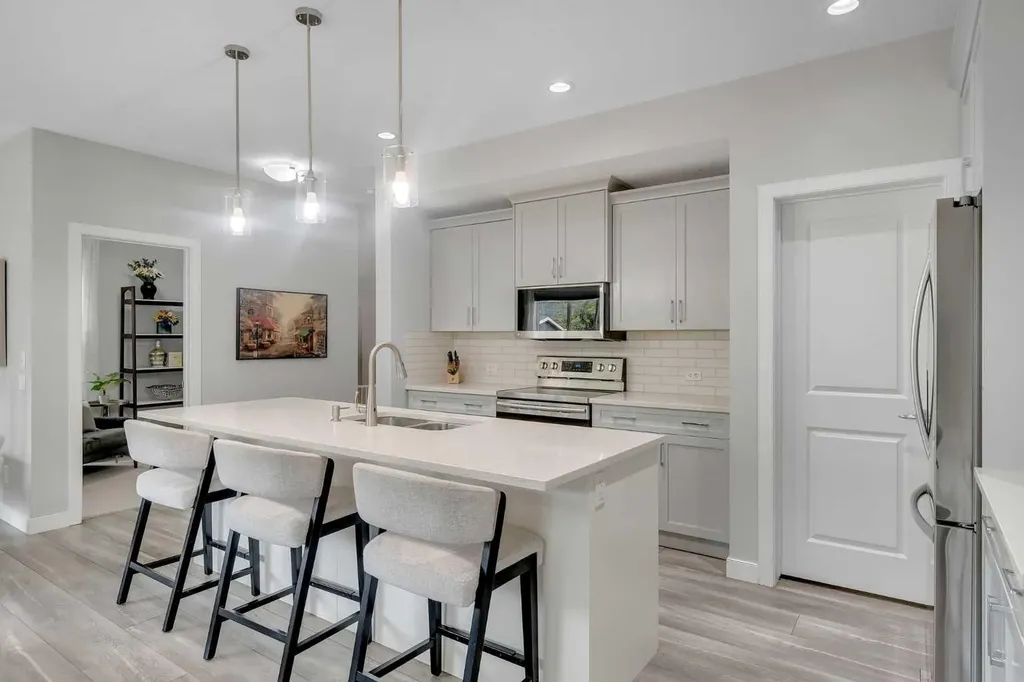796 Coopers Crescent SW Airdrie AB T4B 4C3