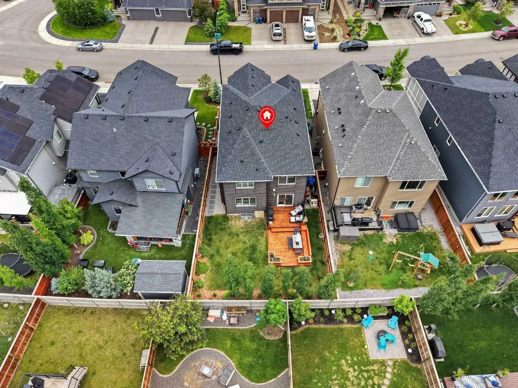 796 Coopers Crescent SW Airdrie AB T4B 4C3
