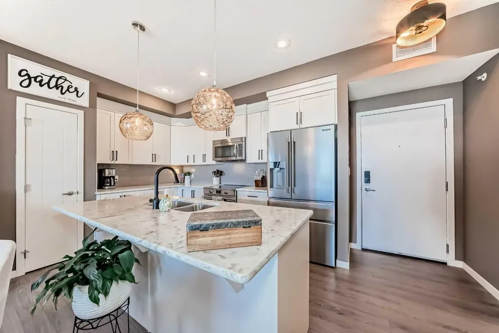 6703 New Brighton Avenue SE Calgary AB T2Z5C8