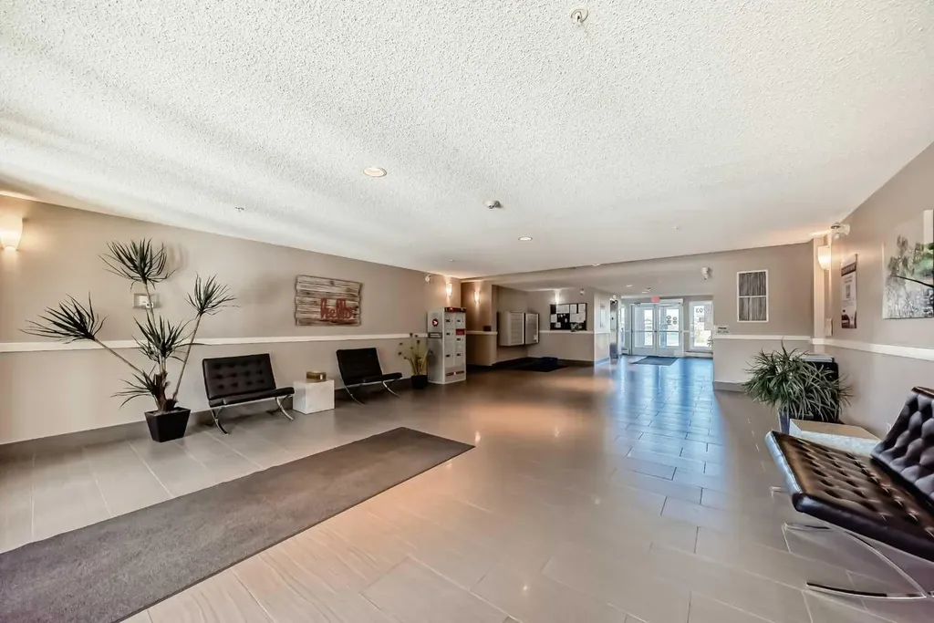 6703 New Brighton Avenue SE Calgary AB T2Z5C8