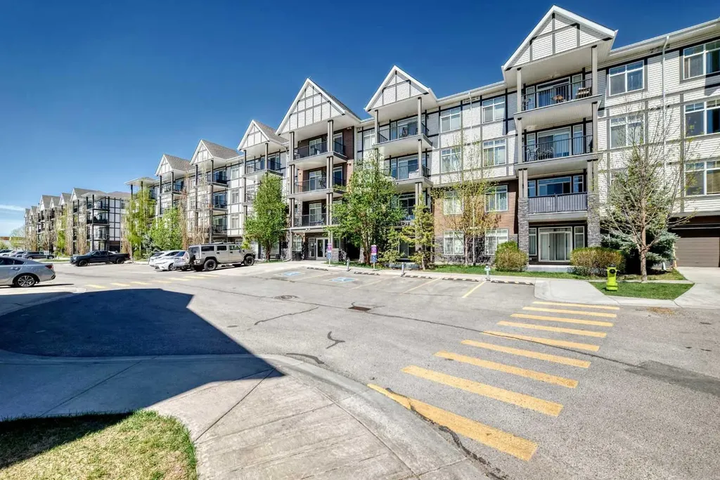 6703 New Brighton Avenue SE Calgary AB T2Z5C8