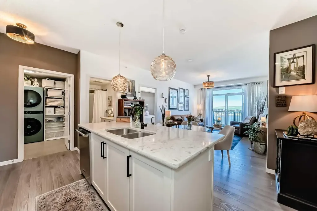 6703 New Brighton Avenue SE Calgary AB T2Z5C8