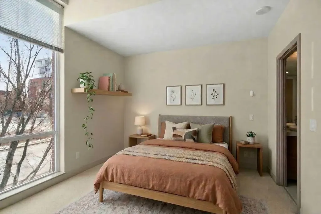 1132 12 Avenue SW Calgary AB T2R 0J7