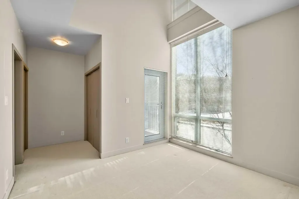 1132 12 Avenue SW Calgary AB T2R 0J7
