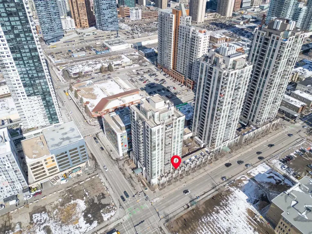 1132 12 Avenue SW Calgary AB T2R 0J7