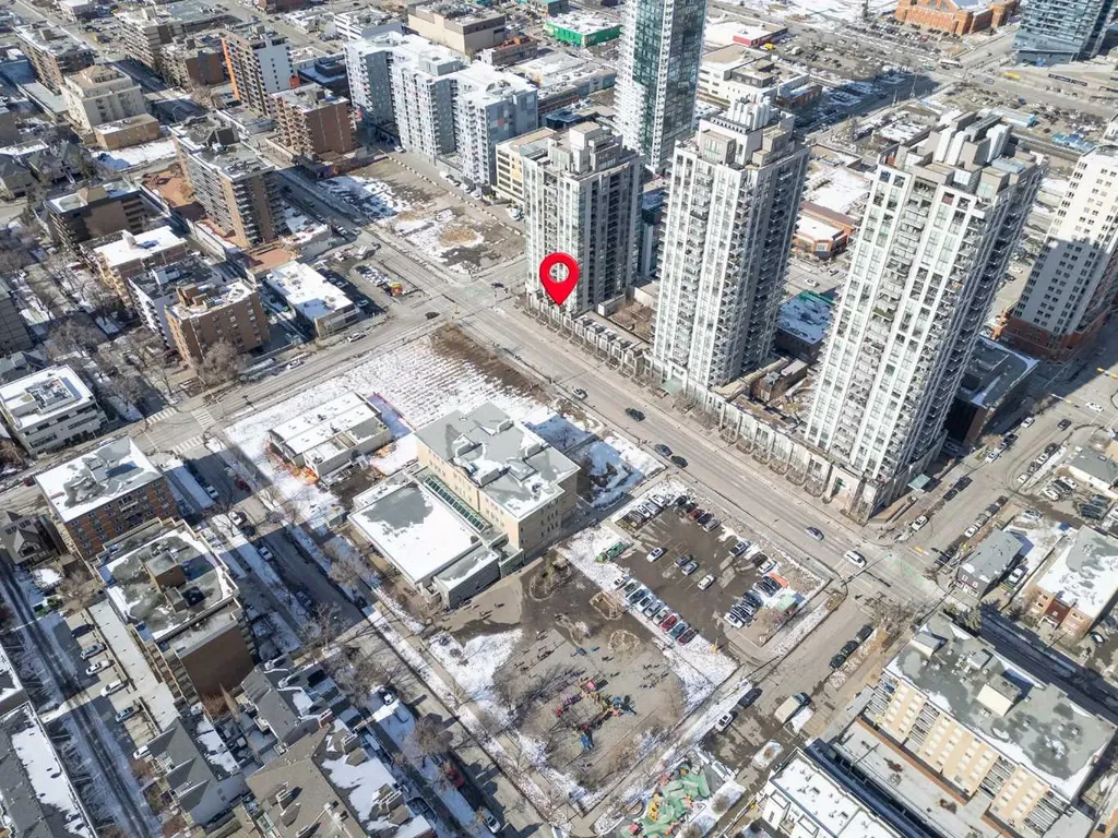 1132 12 Avenue SW Calgary AB T2R 0J7