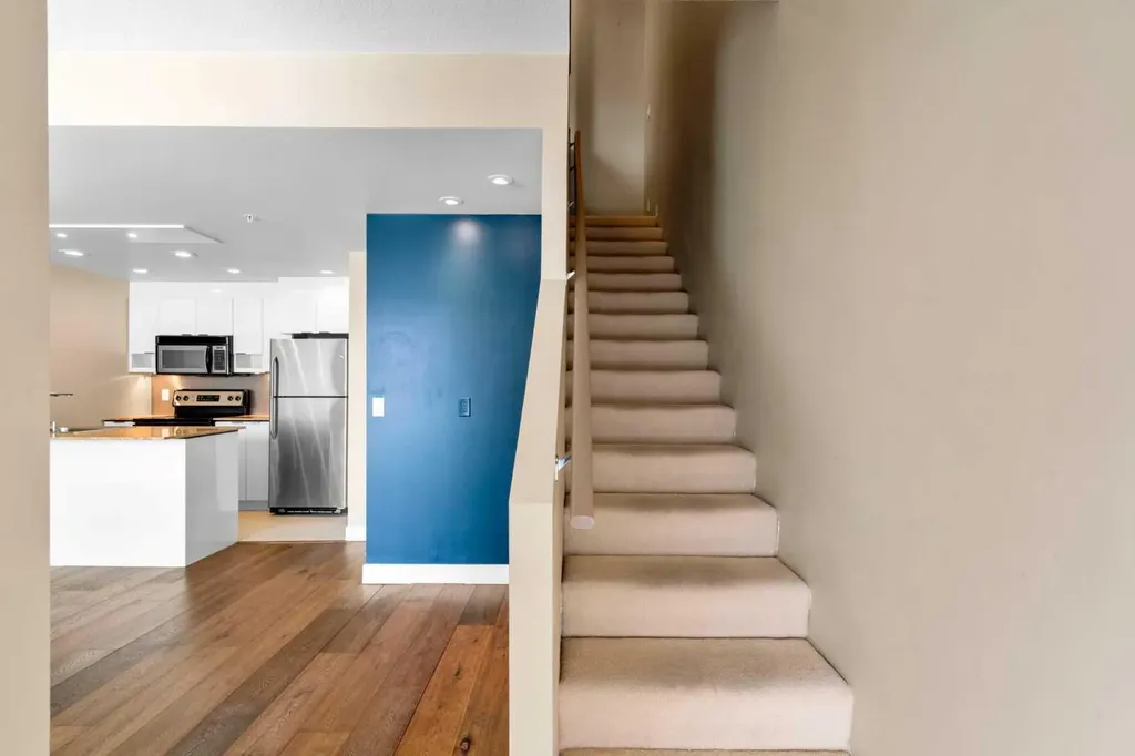 1132 12 Avenue SW Calgary AB T2R 0J7
