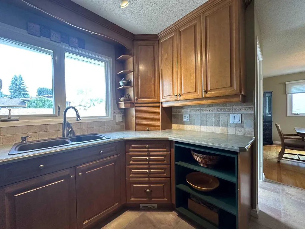 134 Wiltshire Boulevard Red Deer AB T4N 6B6