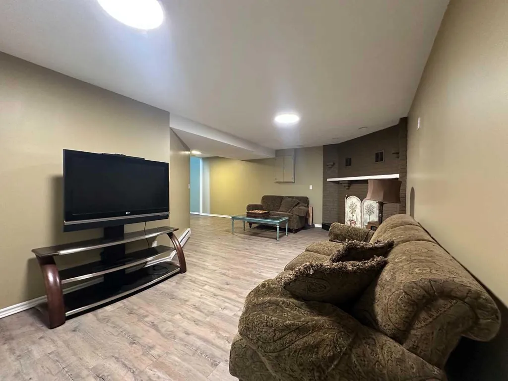 134 Wiltshire Boulevard Red Deer AB T4N 6B6