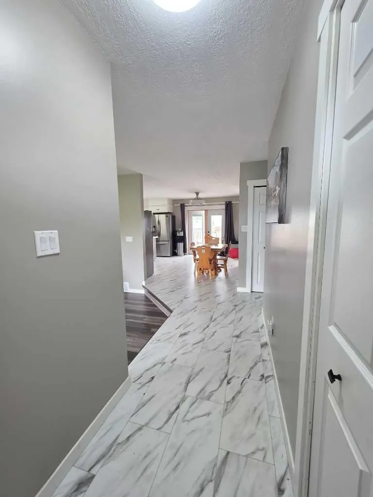 5123 57 Avenue Edgerton AB T0B 0E9