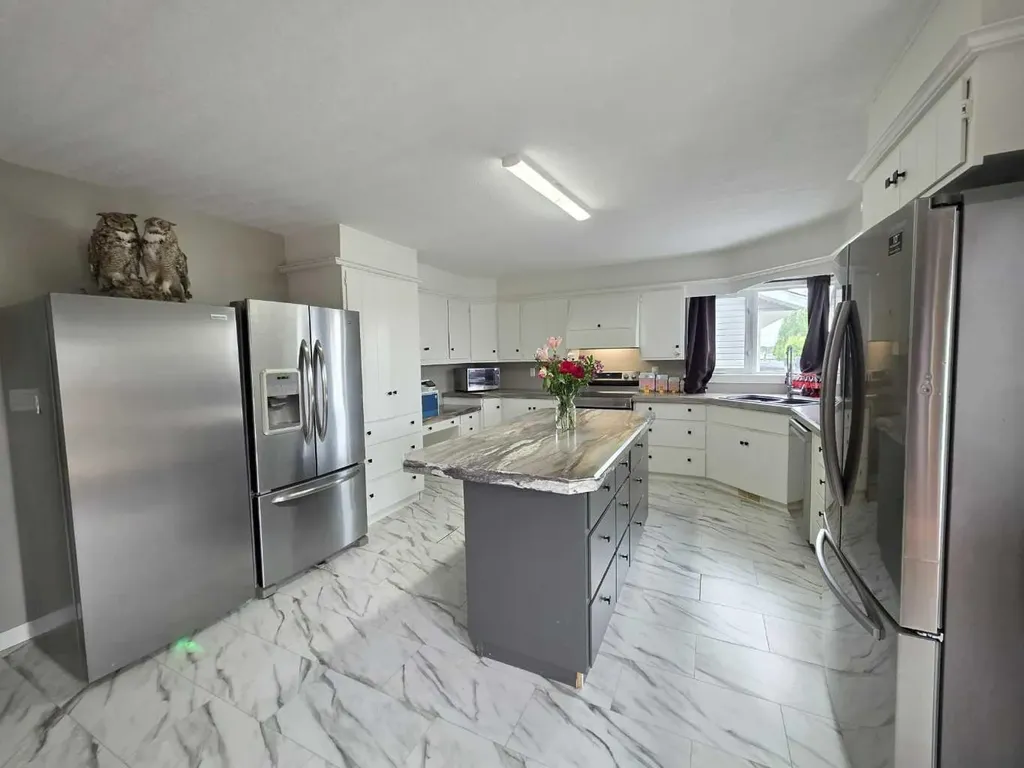 5123 57 Avenue Edgerton AB T0B 0E9
