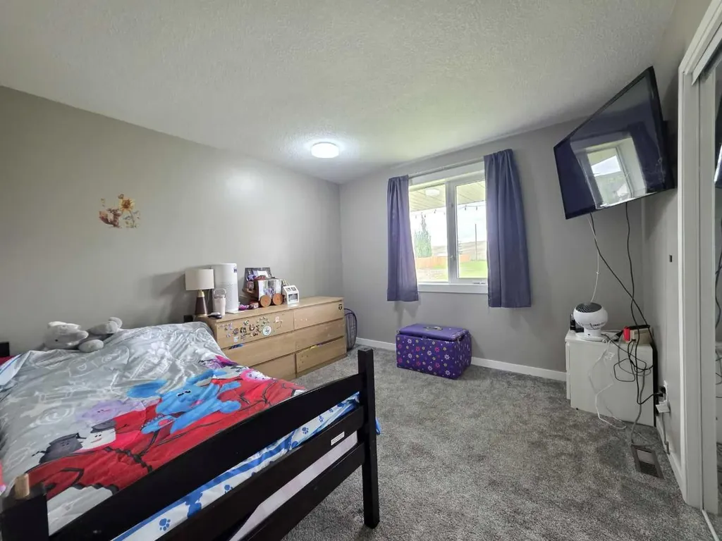 5123 57 Avenue Edgerton AB T0B 0E9