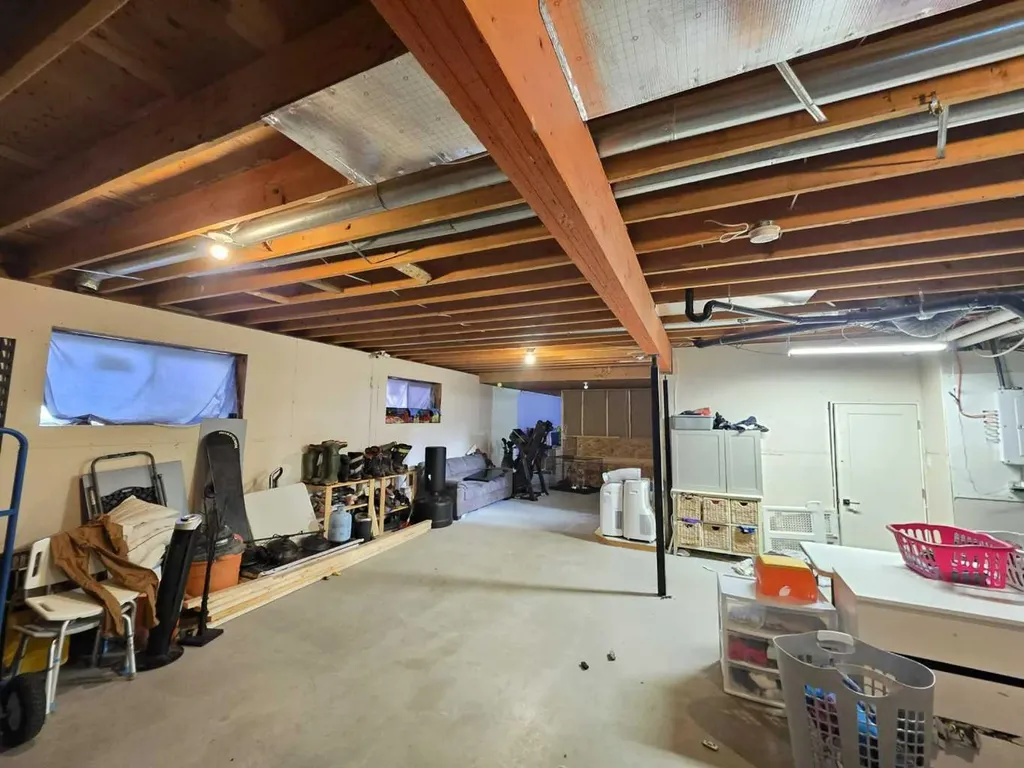 5123 57 Avenue Edgerton AB T0B 0E9