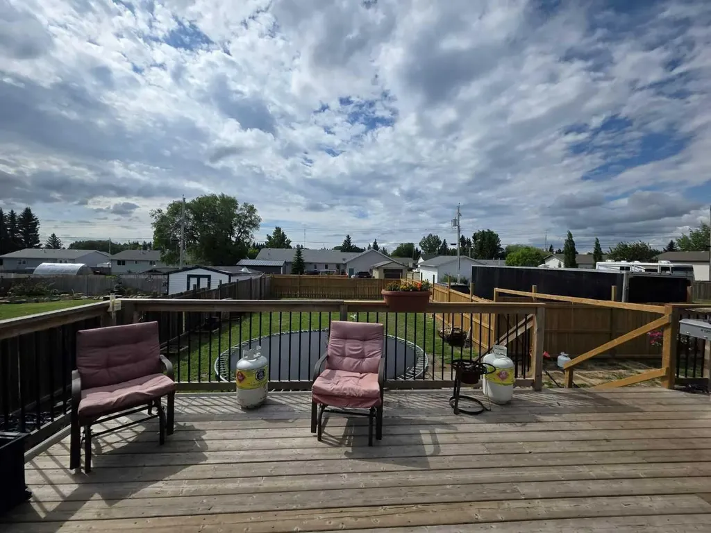 5123 57 Avenue Edgerton AB T0B 0E9