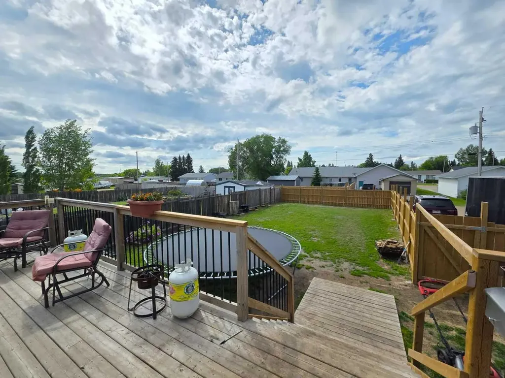 5123 57 Avenue Edgerton AB T0B 0E9