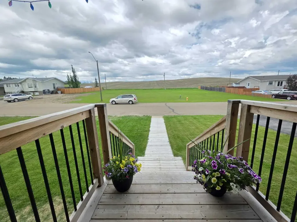 5123 57 Avenue Edgerton AB T0B 0E9