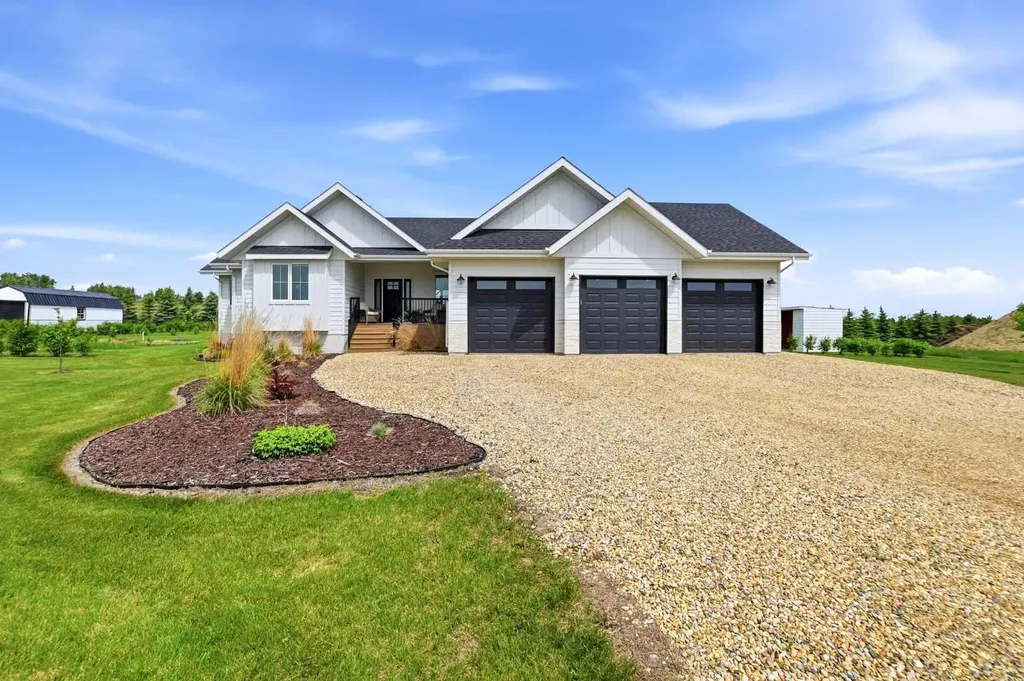 #38 431003 Range Road 260 Rural Ponoka County AB T4J 1R5