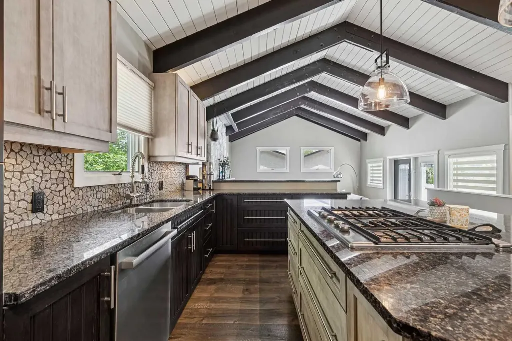 4024 Grove Hill Road SW Calgary AB T3E 4E6