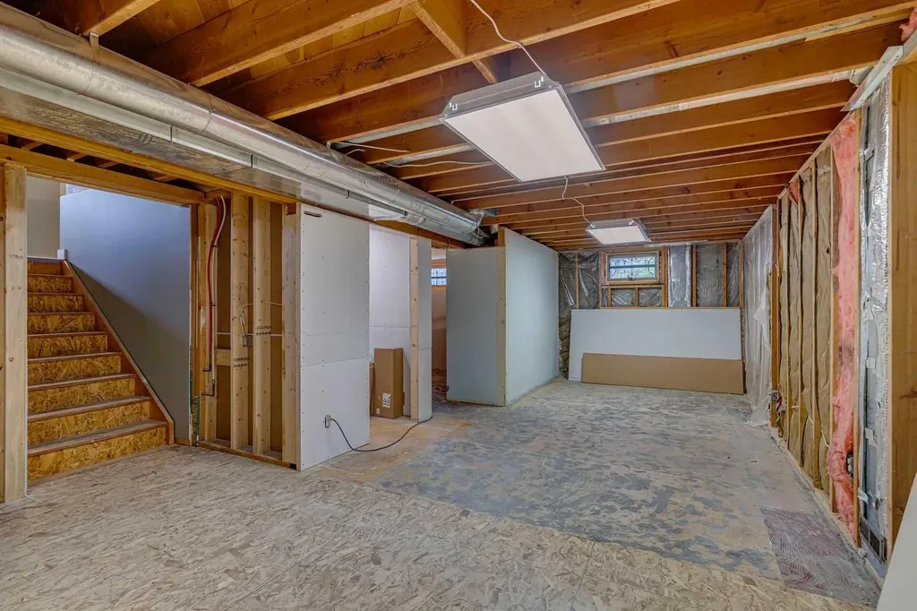 4024 Grove Hill Road SW Calgary AB T3E 4E6