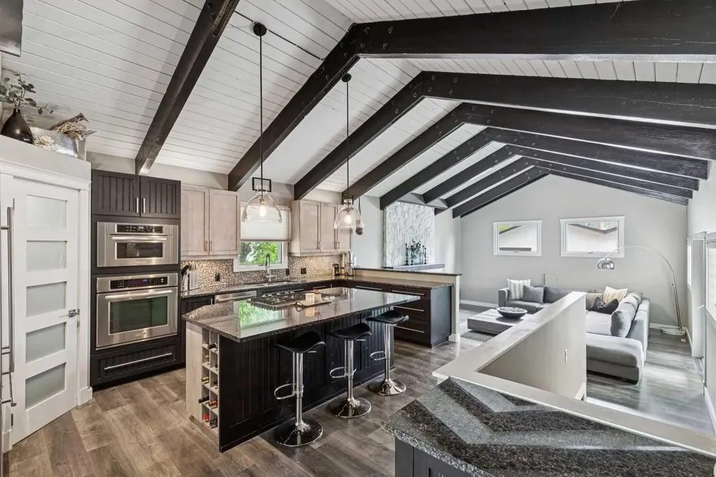 4024 Grove Hill Road SW Calgary AB T3E 4E6