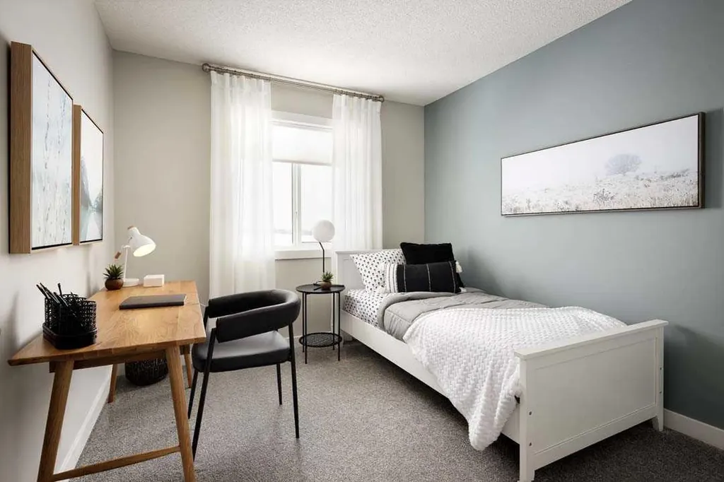 5016 154 Avenue SW Calgary AB T2Y1C3