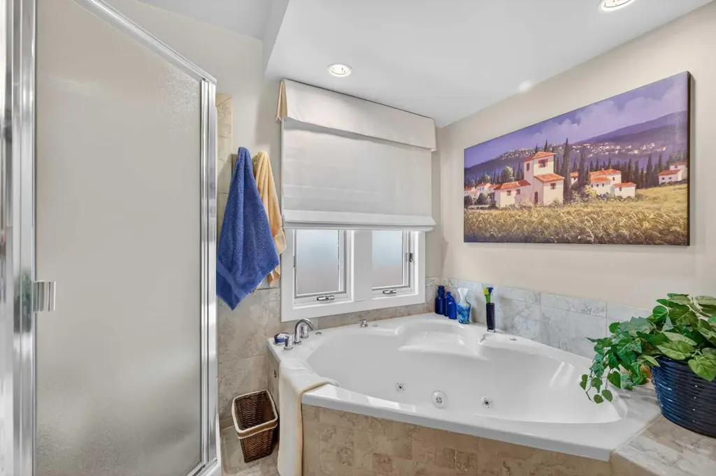 4603 Virginia Drive NW Calgary AB T3A 0N9