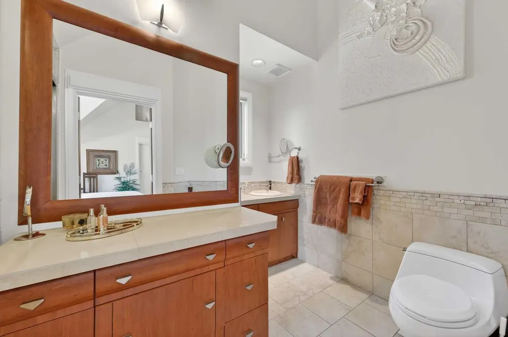 4603 Virginia Drive NW Calgary AB T3A 0N9