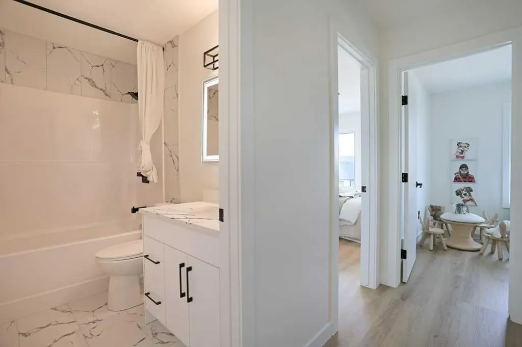 412A Meadowbrook Drive E Brooks AB T1R 1N7
