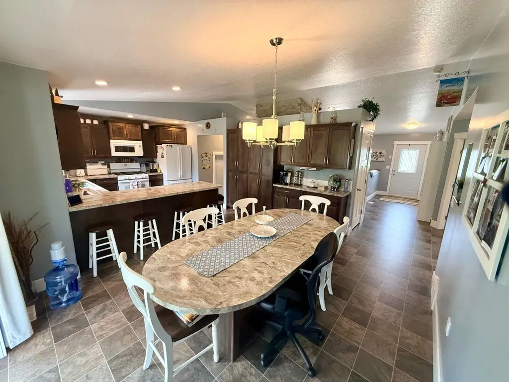 15425 Highway 697 La Crete AB T0H2H0
