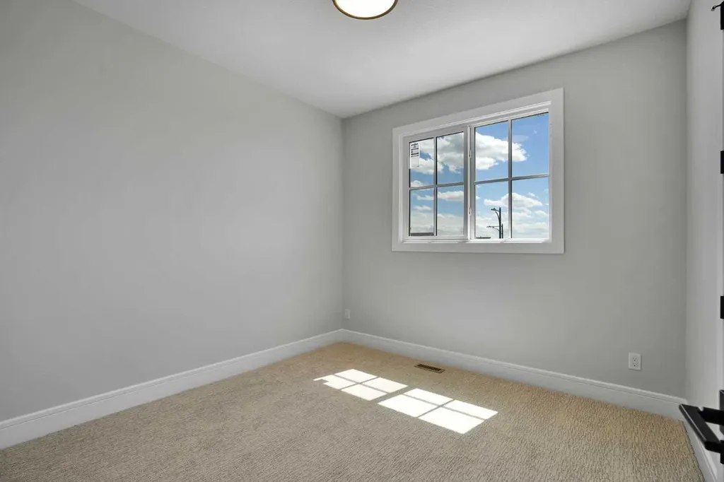 69 Waterford Place Chestermere AB T1X 3B3