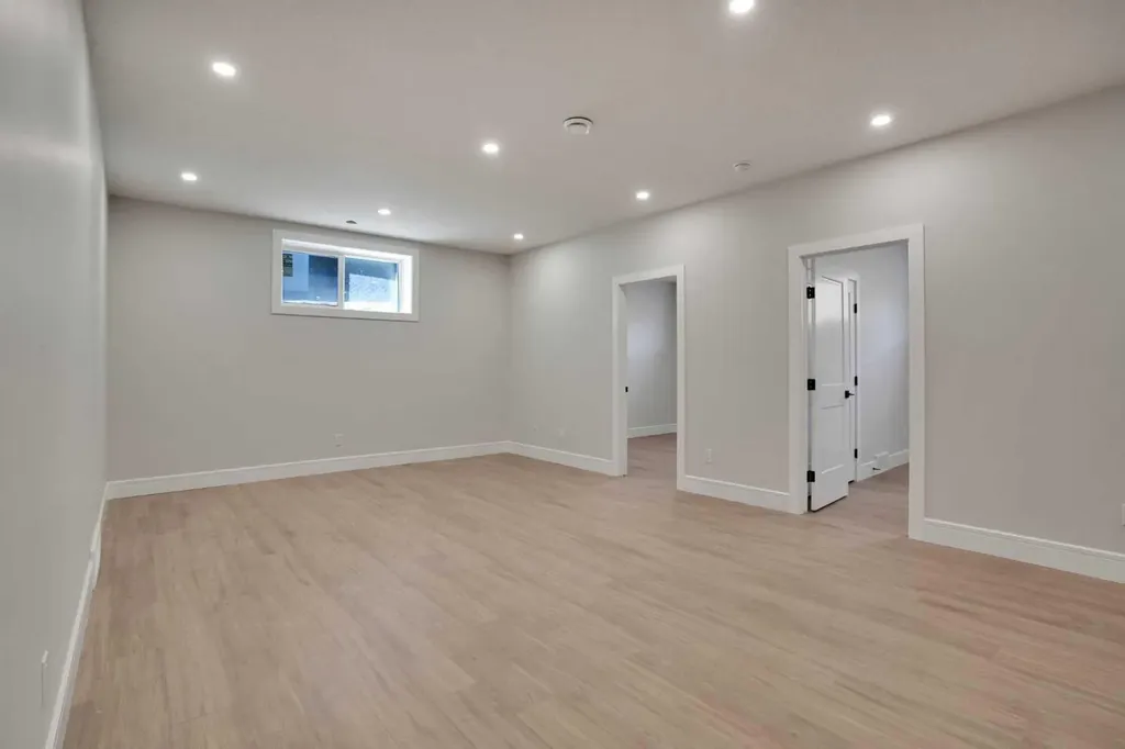 69 Waterford Place Chestermere AB T1X 3B3