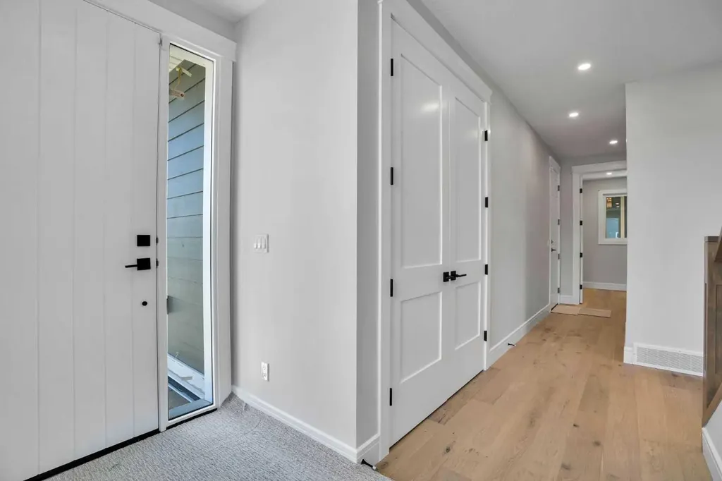 69 Waterford Place Chestermere AB T1X 3B3