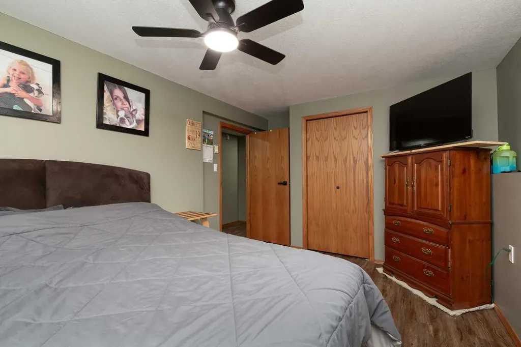 2123 16 Avenue Coaldale AB T1M 1J9