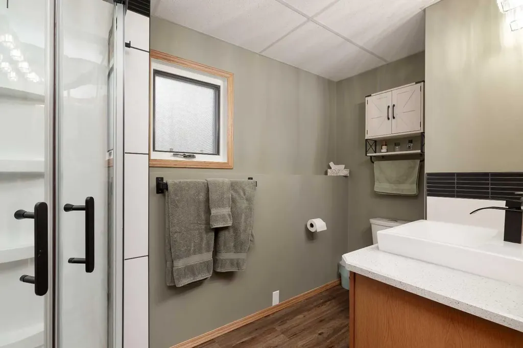 2123 16 Avenue Coaldale AB T1M 1J9