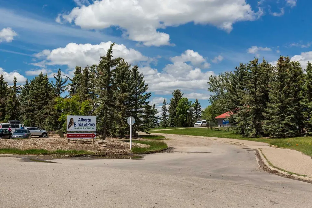 2123 16 Avenue Coaldale AB T1M 1J9