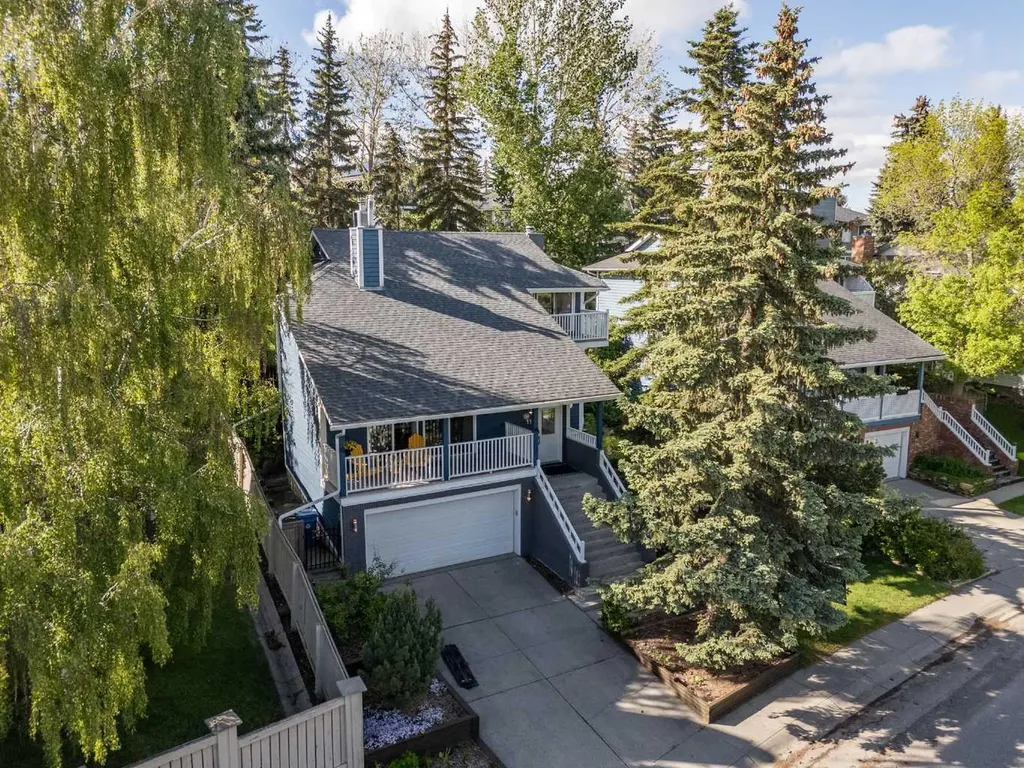 11 Stradwick Way SW Calgary AB T3H 1K1
