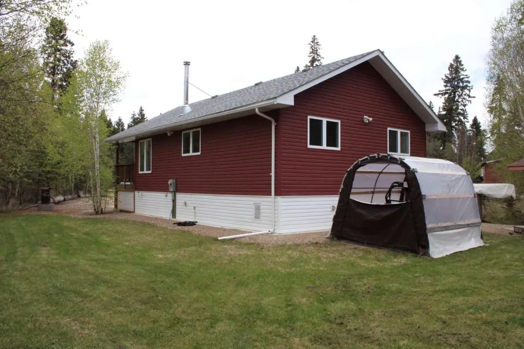 816 Oak Bay Brightsand Lake SK S0M 0H0