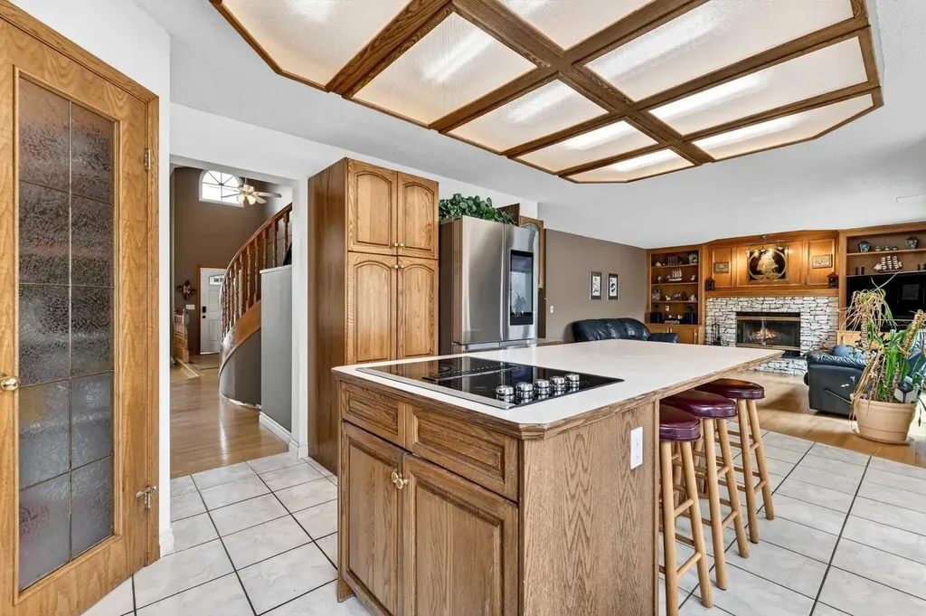 1387 Sunwood Road SE Calgary AB T2X 2L5