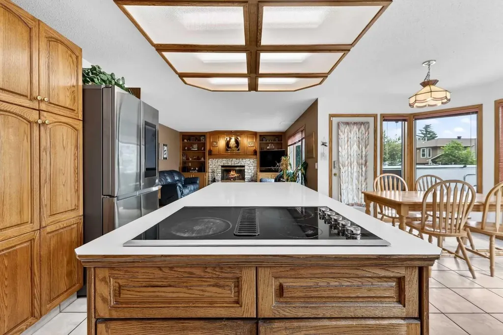 1387 Sunwood Road SE Calgary AB T2X 2L5
